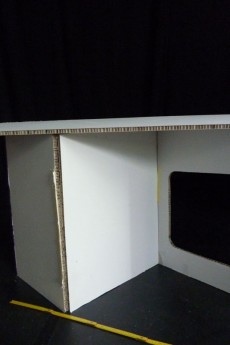 Table marionnettes